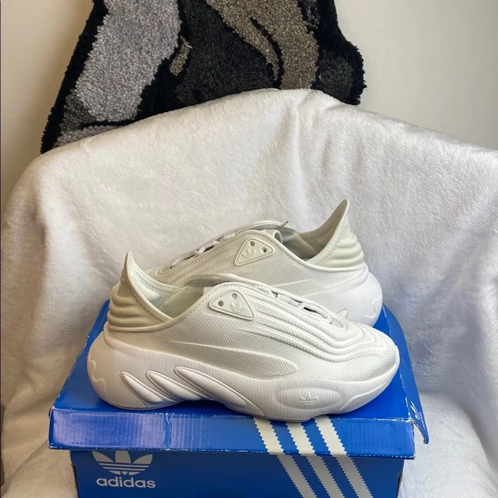 Adidas Kids White Chunky Sneakers FZ5638 Cloud White Dove Grey Size 4.5 NWT